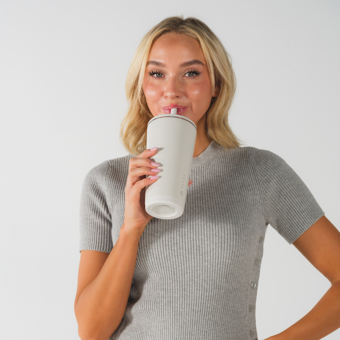linen-e7 EverydayTumbler20oz.-Linen-WPI-1_1.png